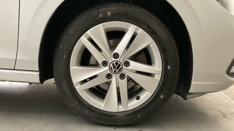 Volkswagen Golf 1.0 TSI Life 5dr Petrol Hatchback